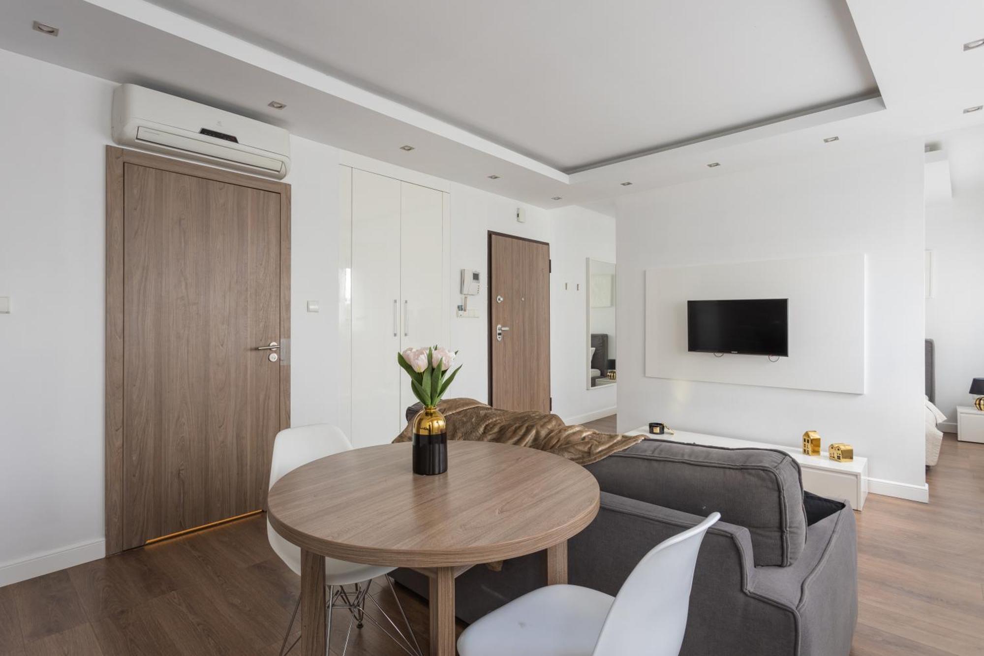 Golden Apartments Warsaw - Browary Warszawskie - Luxury & Cozy Apartments - Oxygen Residence- Wronia Varsóvia Exterior foto
