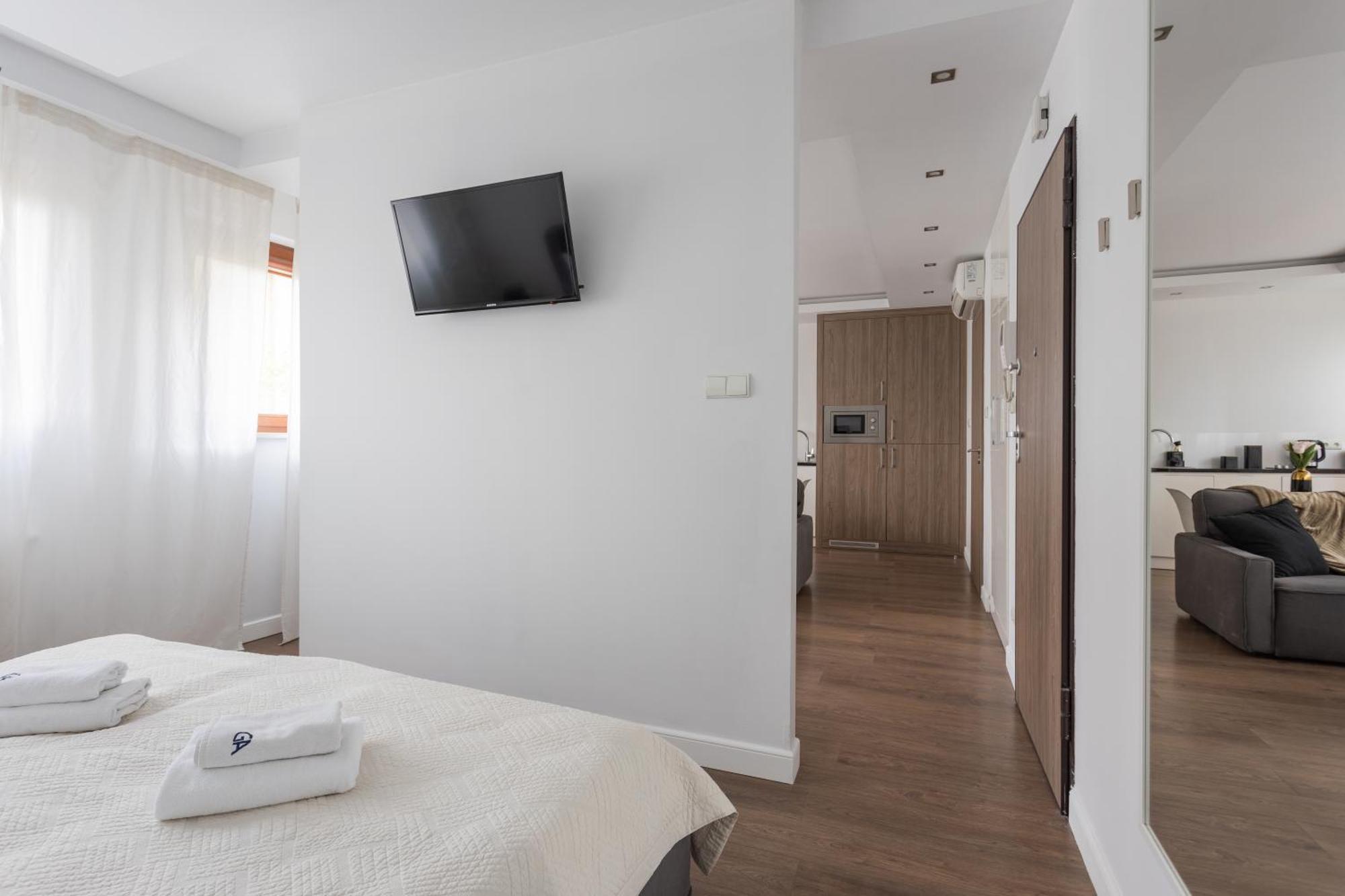 Golden Apartments Warsaw - Browary Warszawskie - Luxury & Cozy Apartments - Oxygen Residence- Wronia Varsóvia Exterior foto